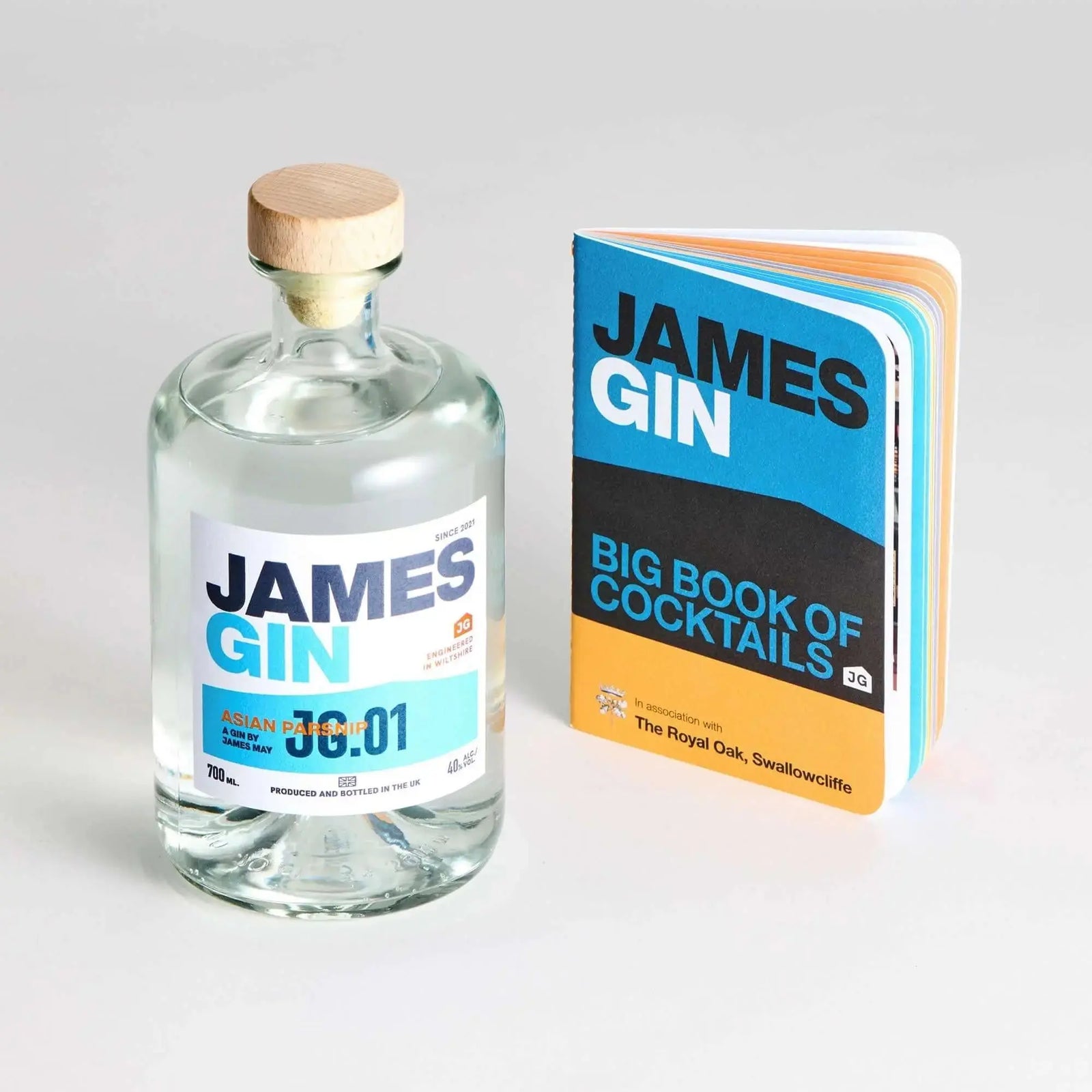 James Gin The Impressive Cocktail Kit W/ Souvenir Gift Key Chain - Main Street Liquor